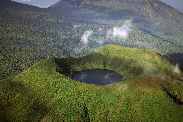 Volcanoes National Park - Activity